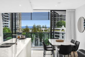 BEACH SIDE Sunset at Oracle 10501, Surfers Paradise